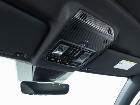 New 2026 Volkswagen Atlas Cross Sport SEL R-Line image 26