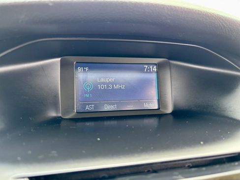 Used 2014 Ford Focus SE FWD image 4