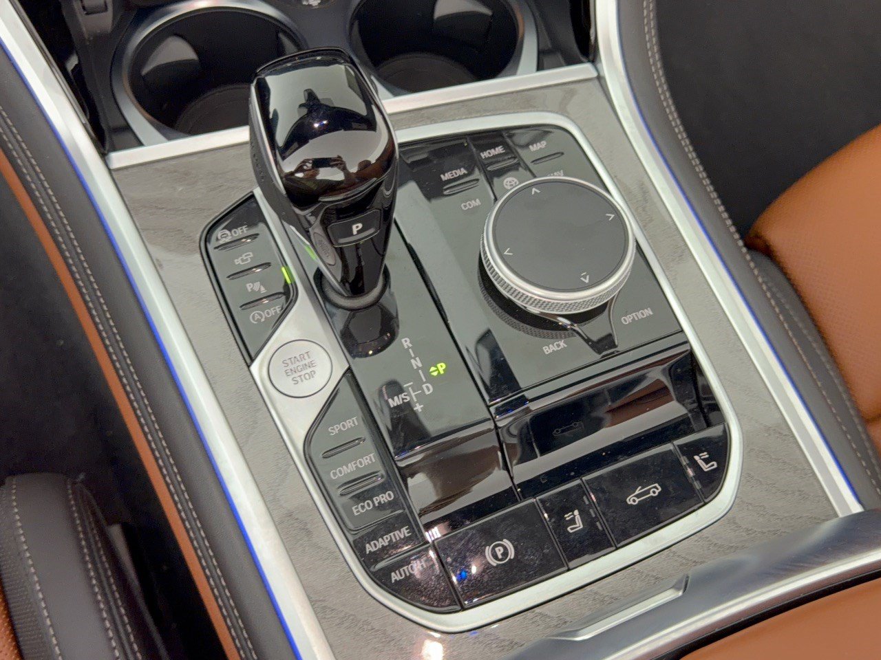 Certified 2022 BMW 840i Convertible w/ Comfort Seating Package RWD image 21