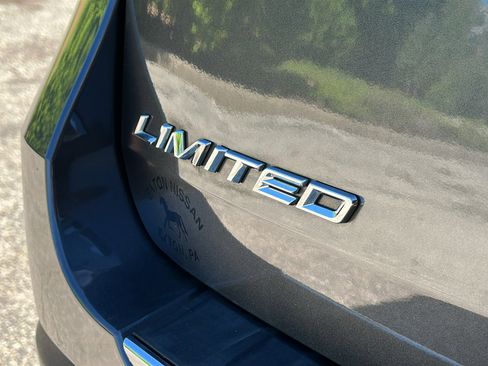 Used 2020 Ford Explorer Limited w/ Class III Trailer Tow Package AWD/4WD image 10