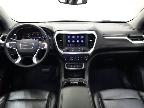 Used 2023 GMC Acadia SLT image 16