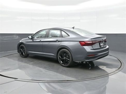 New 2026 Volkswagen Jetta SE image 5