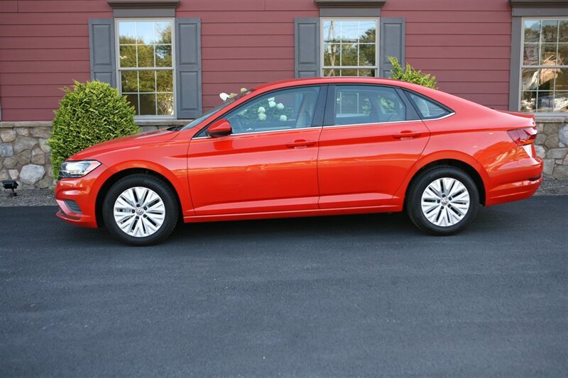 Used 2019 Volkswagen Jetta S w/ Driver Assistance Package FWD image 4