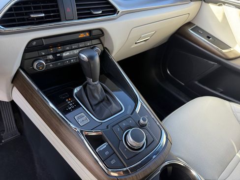 Used 2021 MAZDA CX-9 Signature image 13