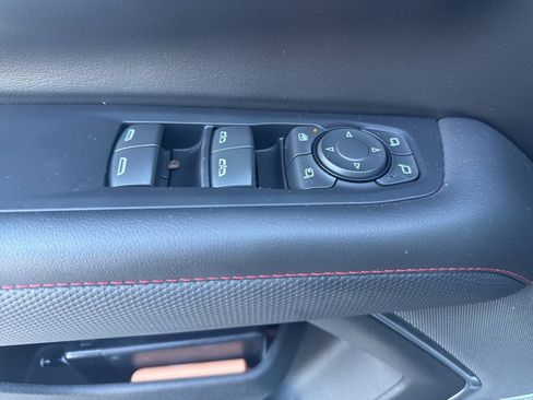 Used 2025 Chevrolet Suburban RST w/ RST Capability Package image 12