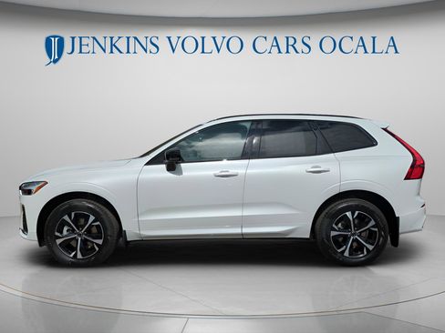 New 2026 Volvo XC60 B5 Core w/ Climate Package image 9