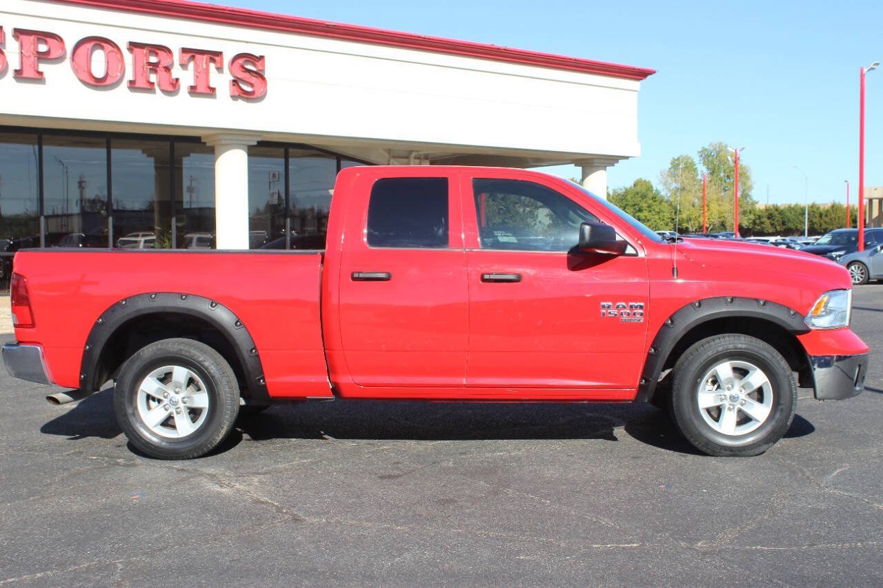 Used 2020 RAM 1500 Tradesman w/ Tradesman SXT Package RWD image 3