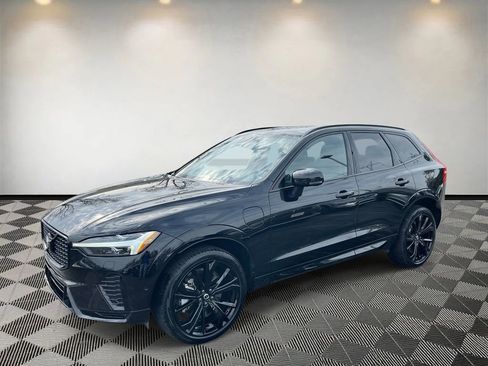 Used 2024 Volvo XC60 T8 Ultimate image 7