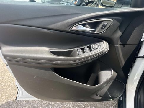 Used 2024 Buick Encore GX Sport Touring FWD image 19