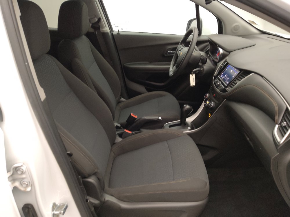 Used 2020 Chevrolet Trax LS w/ Tint and Cruise Package FWD image 21