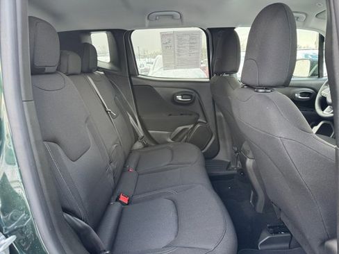 Used 2021 Jeep Renegade Sport image 30