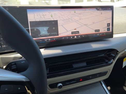 New 2026 BMW i4 eDrive40 w/ Premium Package RWD image 12