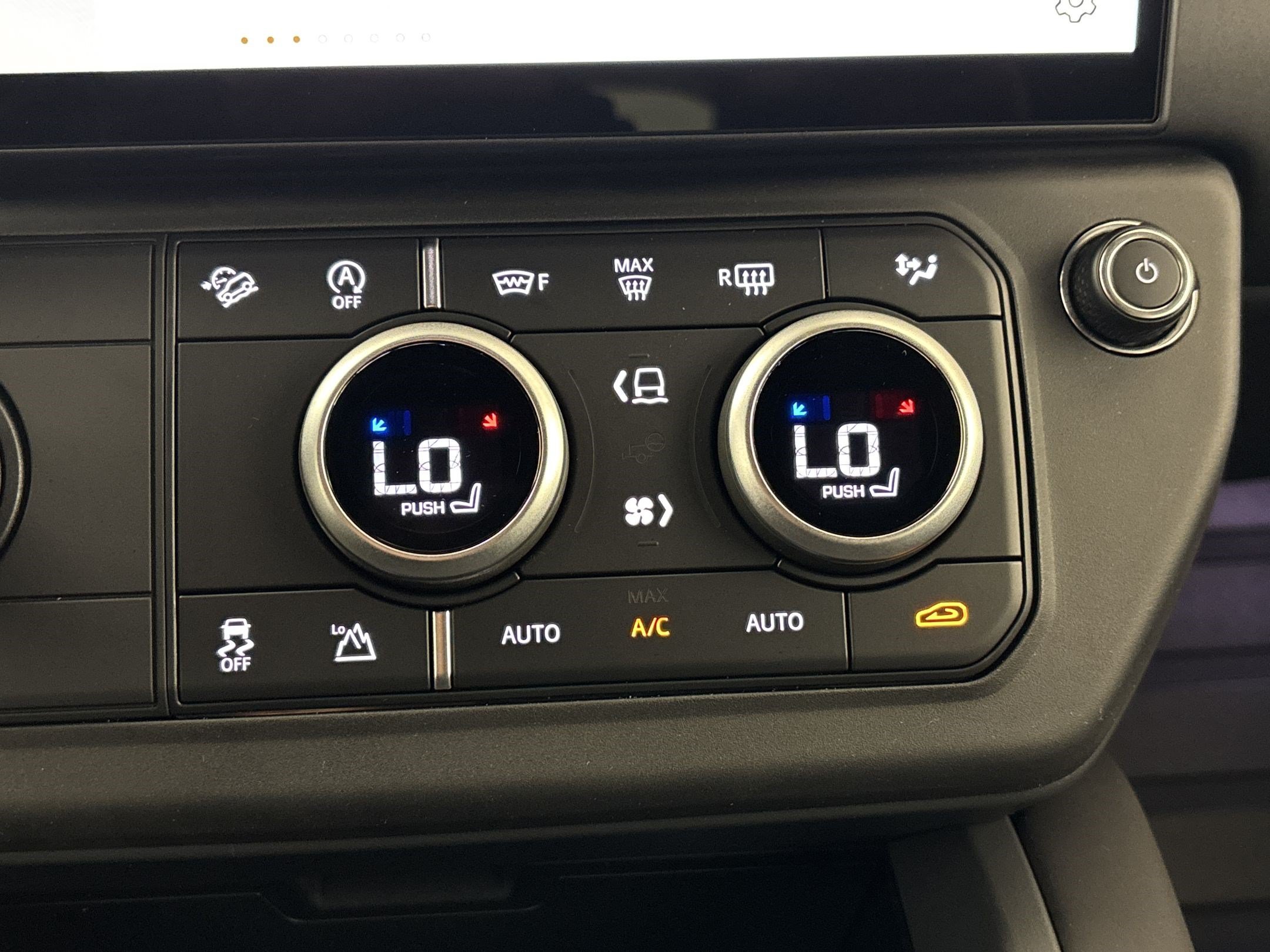 New 2026 Land Rover Defender 110 S AWD/4WD image 18