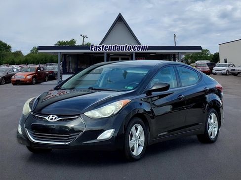 Used 2013 Hyundai Elantra GLS w/ Preferred Pkg FWD image 1