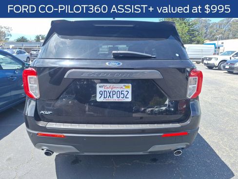 Used 2022 Ford Explorer XLT w/ Equipment Group 202A RWD image 7