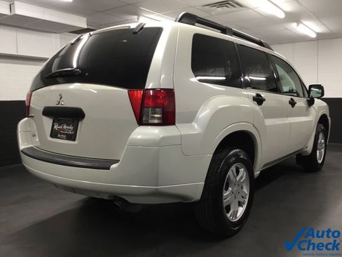 Used 2007 Mitsubishi Endeavor LS image 10