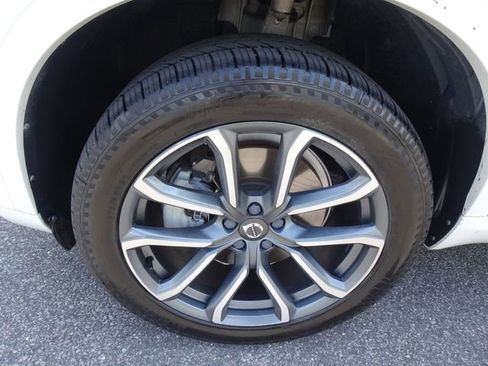 Used 2018 Volvo XC90 T5 Momentum w/ Convenience Package FWD image 39