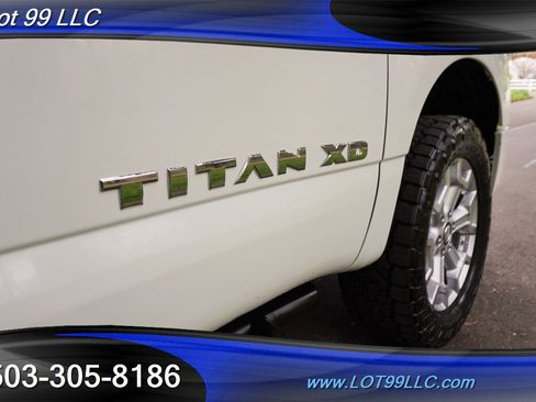 Used 2021 Nissan Titan SV w/ SV Convenience Package image 35