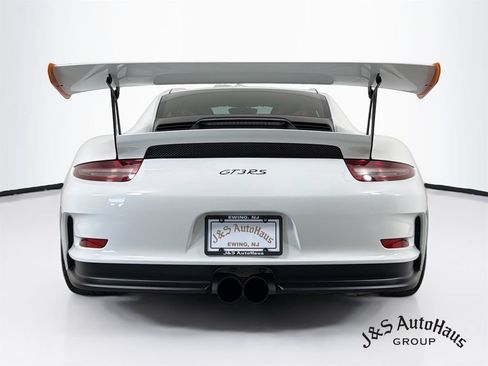 Used 2016 Porsche 911 GT3 RS RWD image 6