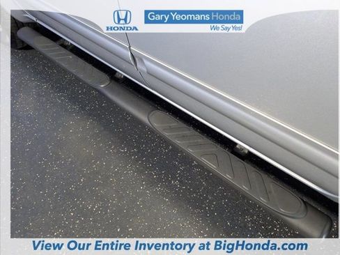 Used 2019 Nissan Frontier SL image 13