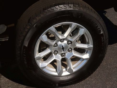 Used 2026 Chevrolet Silverado 1500 RST AWD/4WD image 10