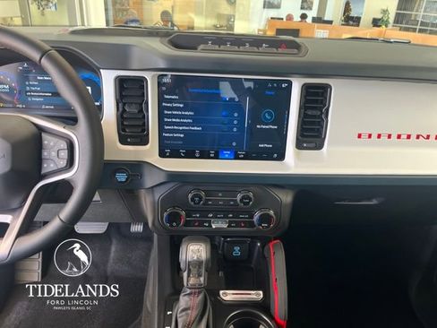 New 2025 Ford Bronco Heritage Edition image 22