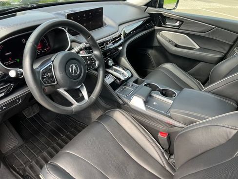 Used 2023 Acura MDX w/ Advance Package AWD/4WD image 18