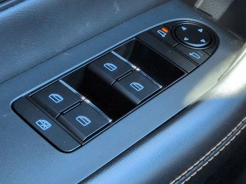 New 2026 MAZDA CX-90 Plug-In Hybrid w/ Preferred image 22