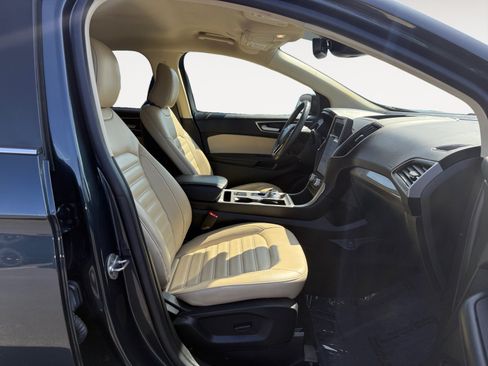 Certified 2023 Ford Edge SEL w/ Convenience Package AWD/4WD image 19