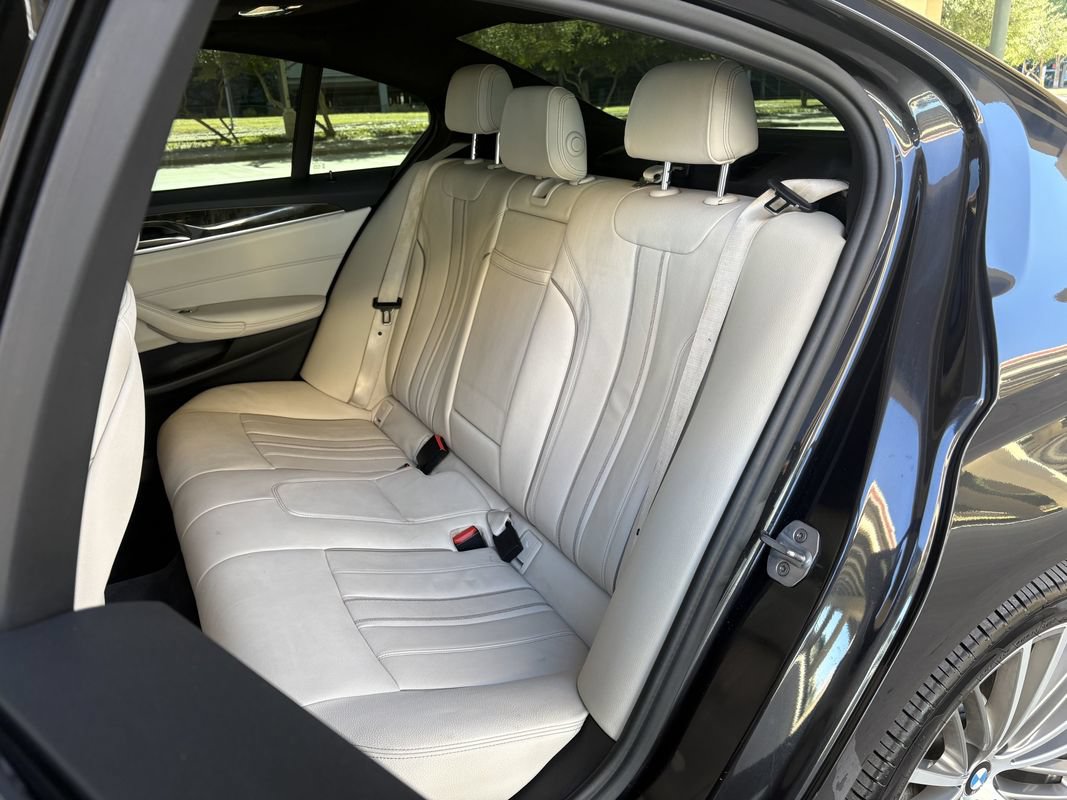 Used 2018 BMW 530i w/ Premium Package RWD image 21