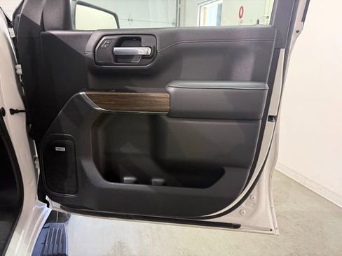 Certified 2021 Chevrolet Silverado 1500 High Country image 26