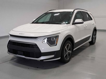 Used 2024 Kia Niro EX