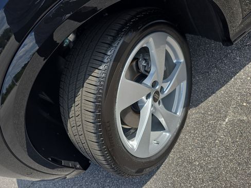 New 2025 Audi Q5 Premium Plus image 31