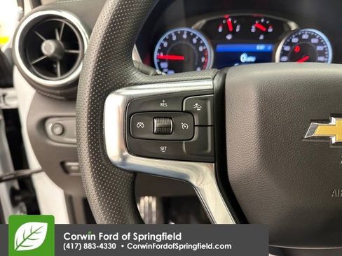 Used 2025 Chevrolet Blazer LT image 29