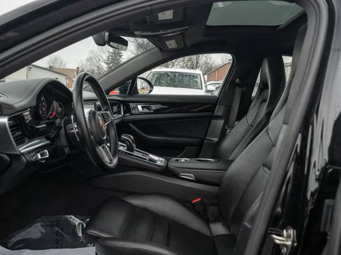 Used 2018 Porsche Panamera 4S image 7