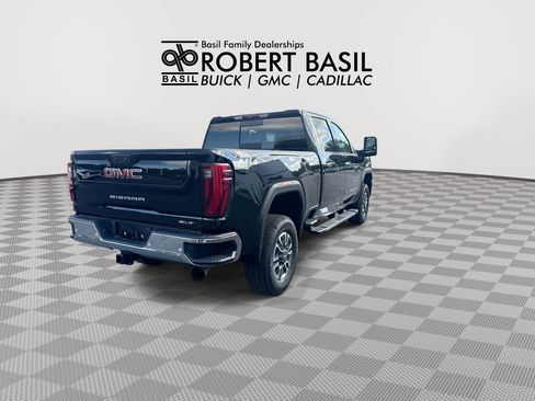 New 2026 GMC Sierra 3500 SLT w/ SLT Premium Package AWD/4WD image 8