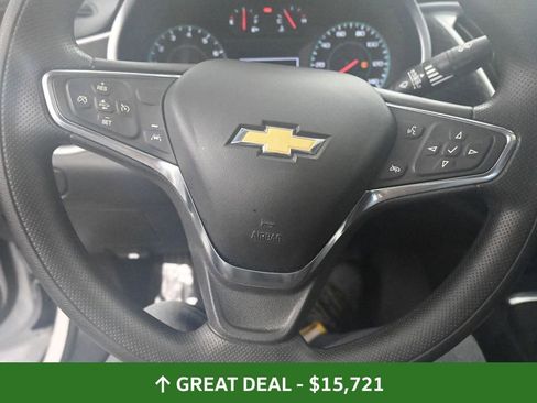 Used 2023 Chevrolet Malibu LT image 40