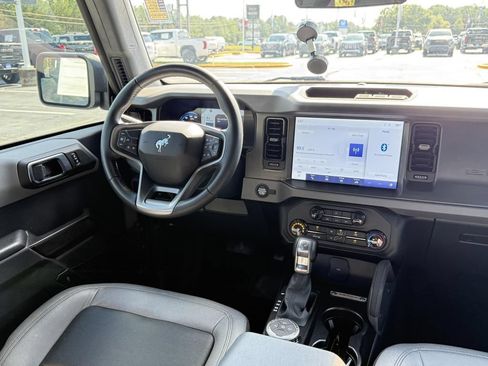 Used 2024 Ford Bronco Big Bend AWD/4WD image 19
