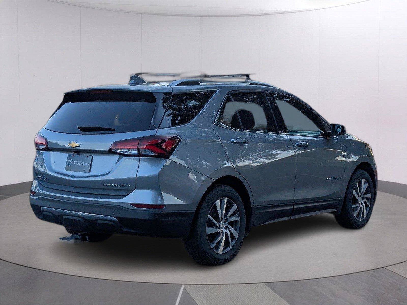 Used 2024 Chevrolet Equinox Premier AWD/4WD image 7