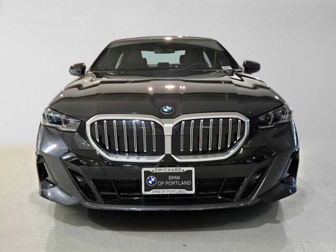 Used 2026 BMW 540i xDrive AWD/4WD image 8
