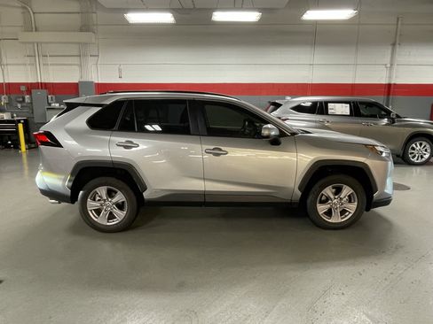 Used 2025 Toyota RAV4 XLE image 36