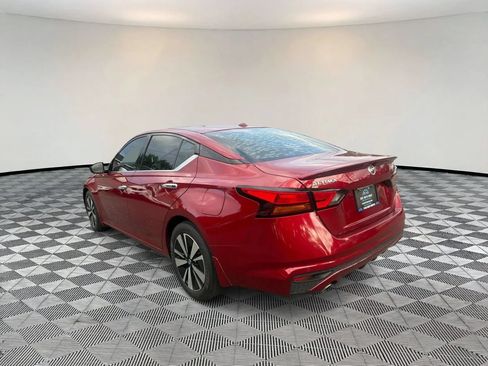 Used 2019 Nissan Altima 2.5 SV FWD image 5