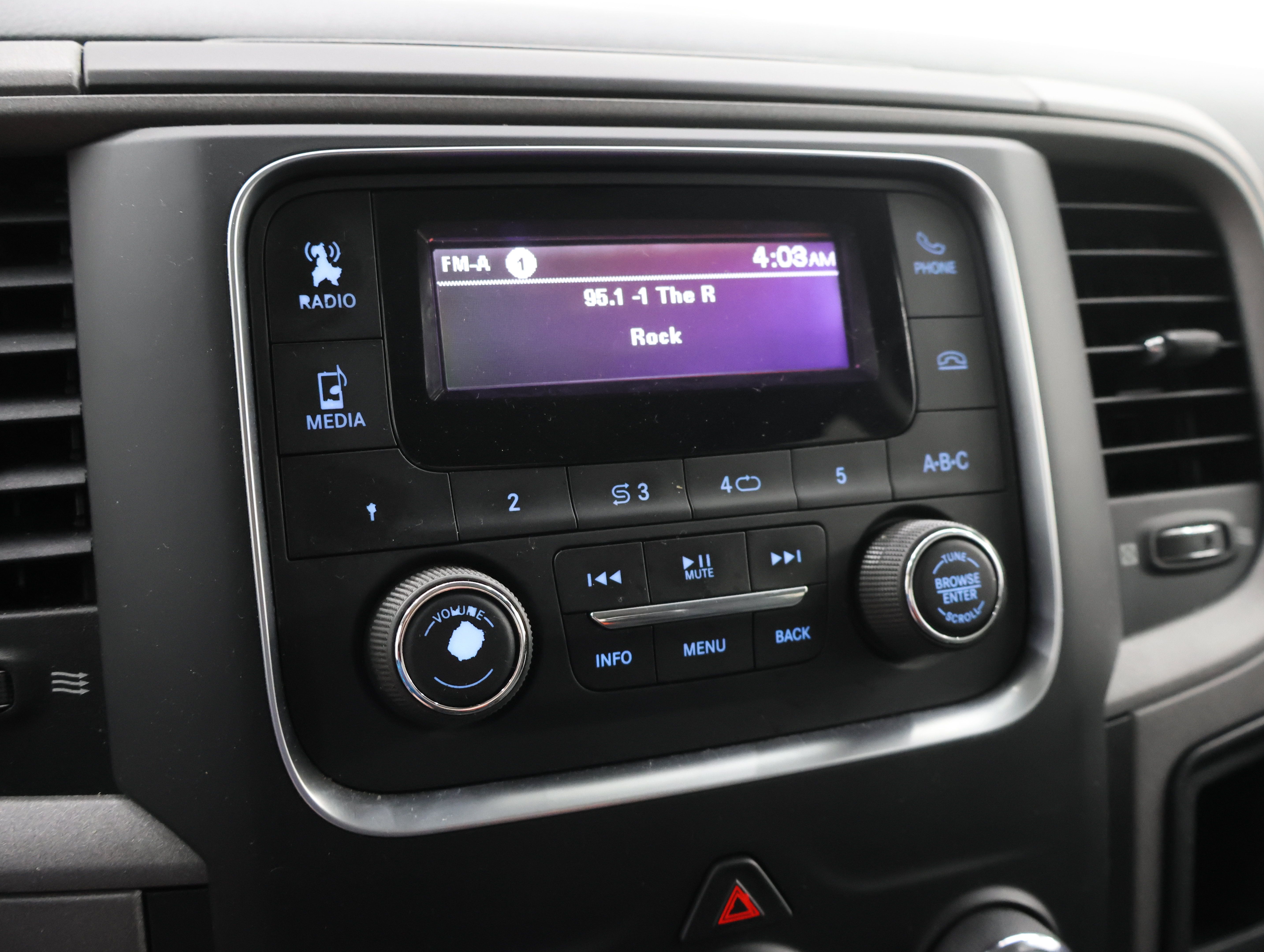 Used 2018 RAM 2500 Tradesman w/ Chrome Appearance Group AWD/4WD image 45