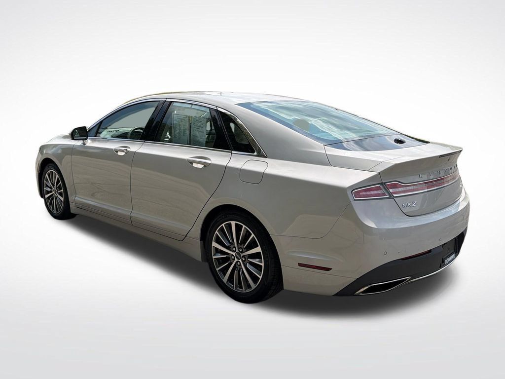 Used 2019 Lincoln MKZ Reserve FWD image 10