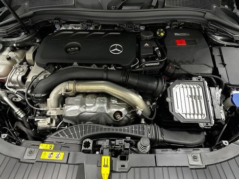 Used 2026 Mercedes-Benz GLA 250 4MATIC image 10