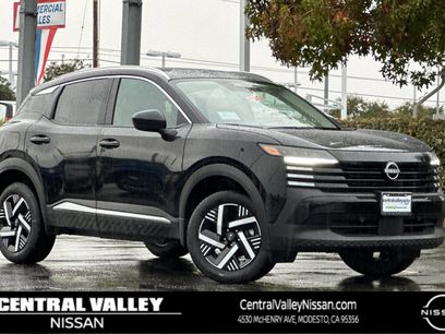 New 2026 Nissan Kicks SV