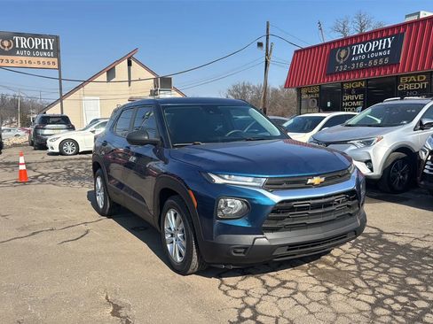 Used 2021 Chevrolet TrailBlazer LS image 3