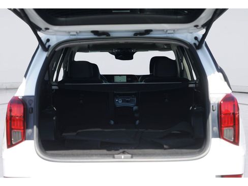 Used 2022 Hyundai Palisade Limited FWD image 32