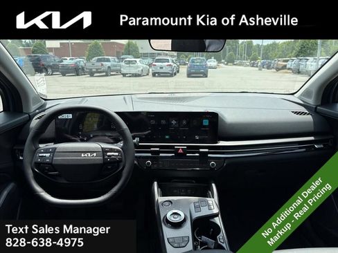 New 2026 Kia Sportage EX w/ EX Panoramic Sunroof Package AWD/4WD image 7