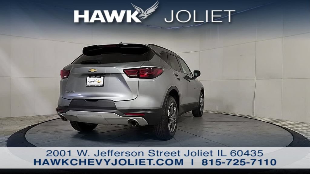 Used 2023 Chevrolet Blazer LT FWD image 7